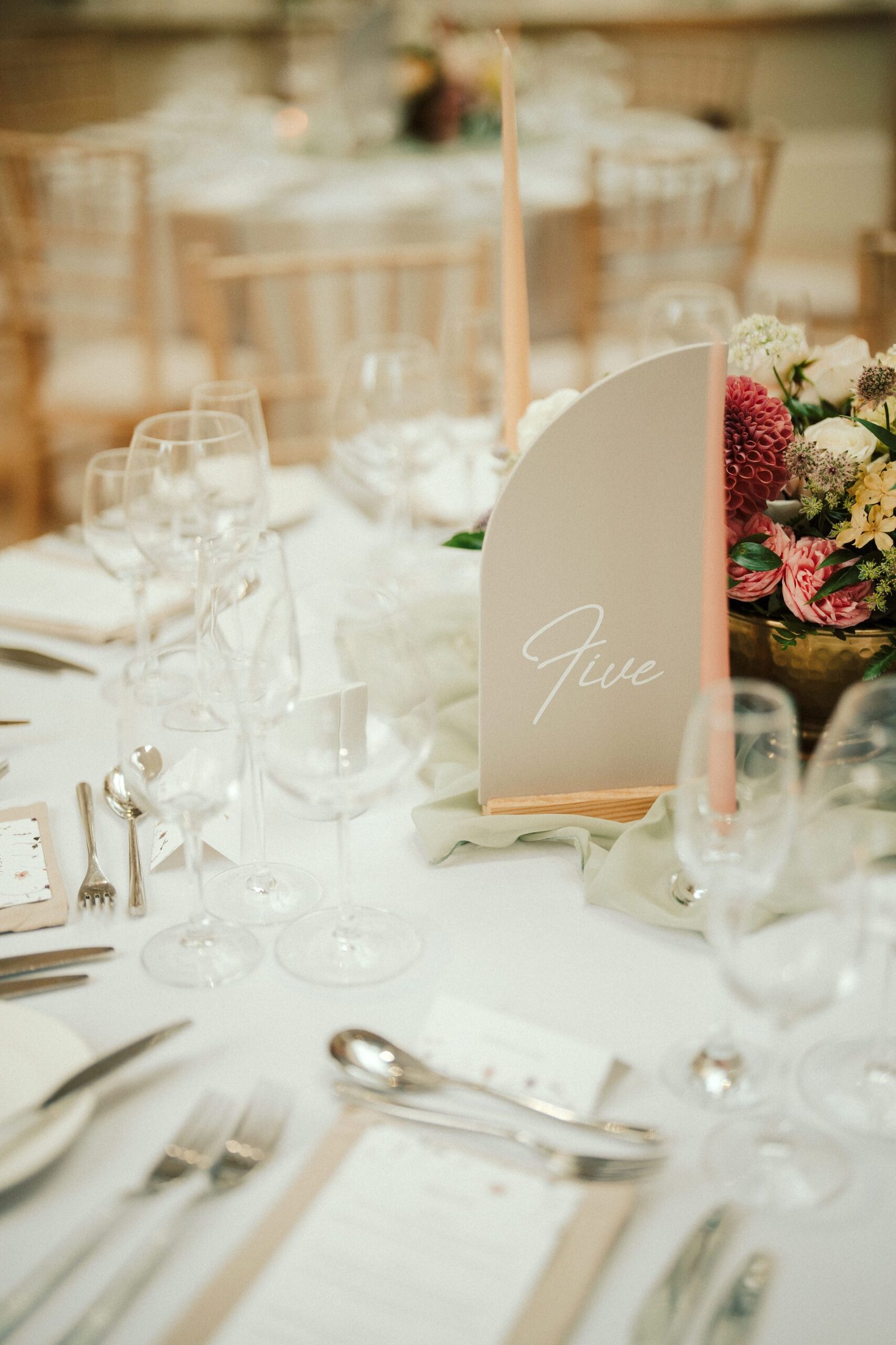 Table numbers to hire for wedding